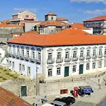 Condes De Azevedo Palace * פורטו