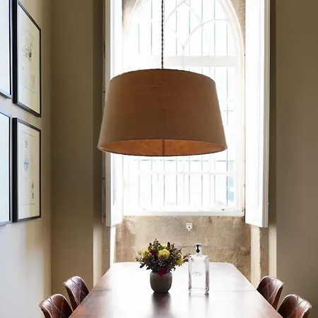 Condes De Azevedo Palace