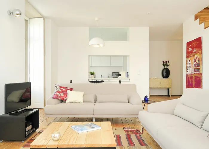 Condes De Azevedo Palace