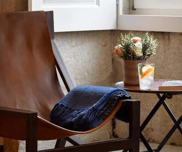 Condes De Azevedo Palace