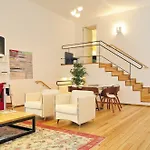 Apartamento Condes De Azevedo Palace *