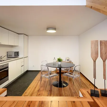 Condes De Azevedo Palace Apartamento *