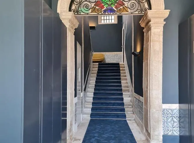 Daire Condes De Azevedo Palace